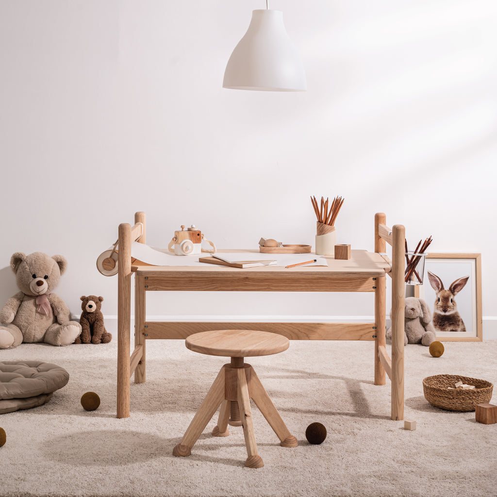 Kids wooden art table