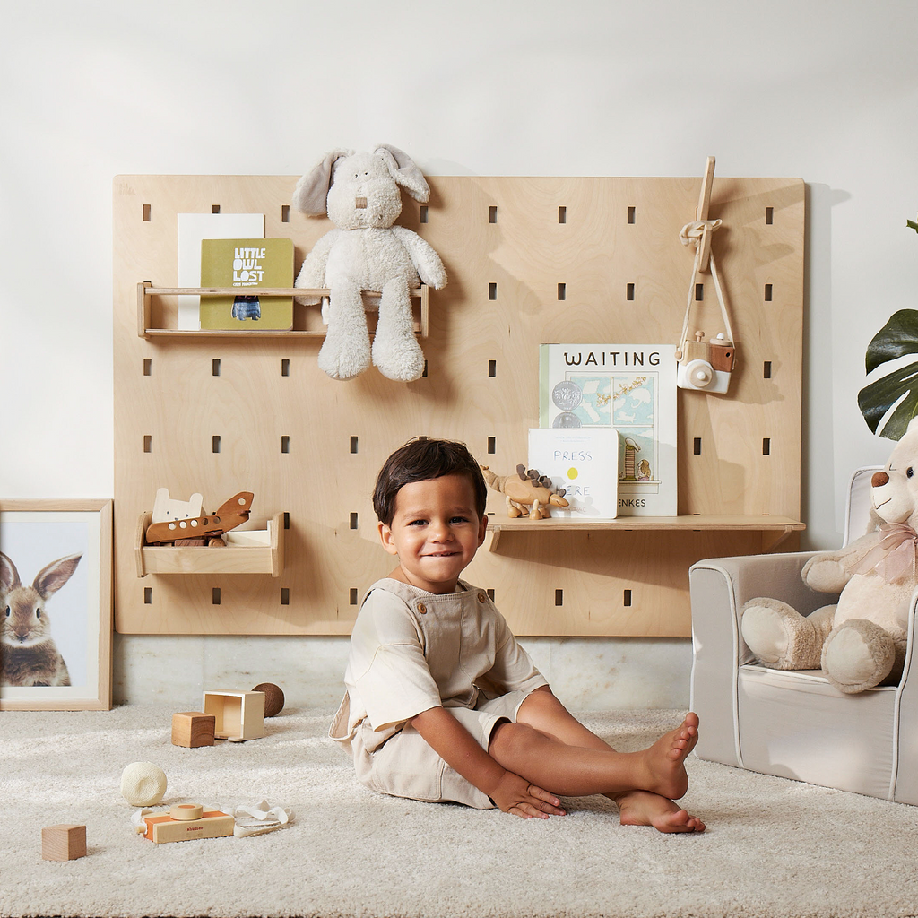 Kids pegboard